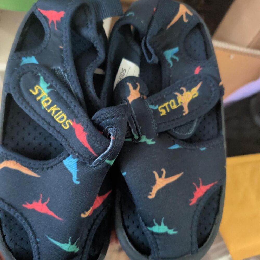 multi Footwear